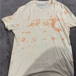 GUESS Men's Cream and Orange Tie-Dye Tee